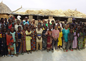 Gesangsdarbietung der Grundsch&uuml;ler zur Ehrung der G&auml;ste